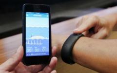 富士康自主研发智能手表 惹苹果发来订单